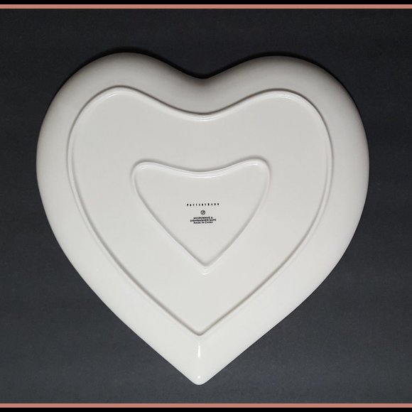 NEW RARE Pottery Barn Large Watercolor Heart Shaped Stoneware Serving Pl… - Picture 3 of 3